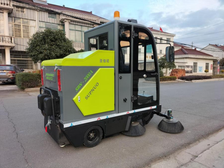 五家渠龙建清扫车_0